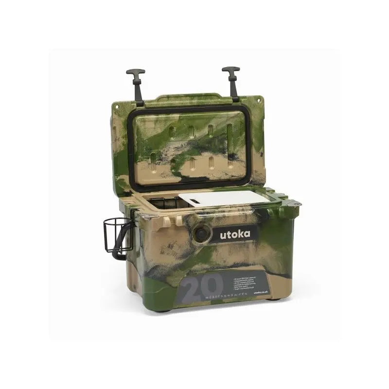 Utoka 20 Camo 18L Cool Box Front View With Lid Open