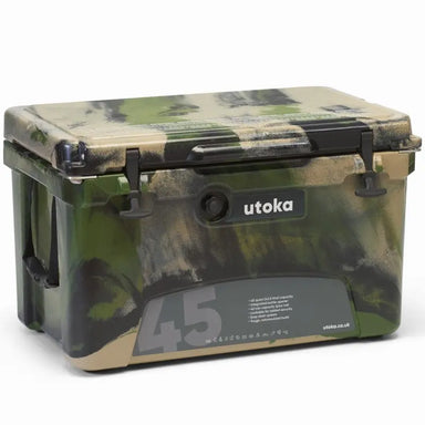 Utoka 45 camo 42 litre cool box front angle view